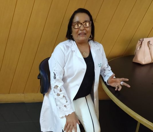 Pessoas que não tomam água no frio podem adquirir pedra nos rins, alerta nutricionista