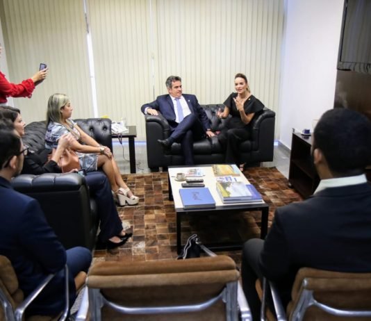 Senador Ciro Nogueira destaca importância do projeto Você no Senado e parabeniza Daniella por iniciativa