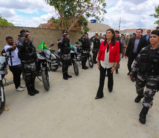 Lígia Feliciano entrega Batalhão de Policiamento com Motocicletas e equipamentos em Campina Grande