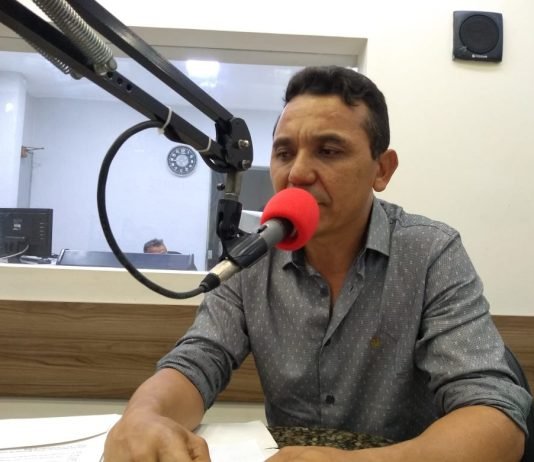 Janduhy Ferreira diz que liderança de Cássio em CG “ainda é forte”, e lamenta vaias à Lígia