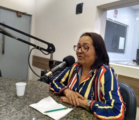 Ceia de Natal: nutricionista alerta sobre a ingestão de comidas gordurosas e bebidas alcoólicas