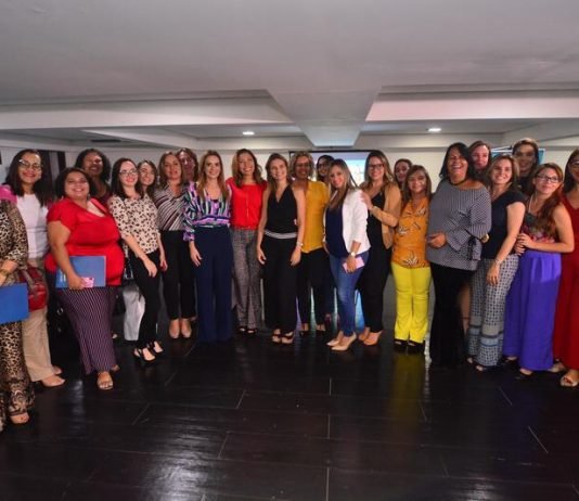 Daniella Ribeiro reúne mulheres em evento do Fórum Todas por Uma