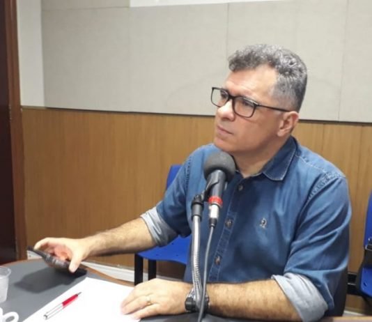 Bolinha endossa críticas e diz que coleta de lixo não funciona bem em Campina Grande