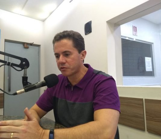 Veneziano afirma que não vai sair candidato a prefeito de CG, e que apoia a pré-candidatura de Ana Claúdia Vital