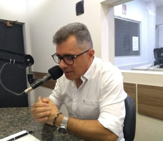 Bolinha rechaça cota política de nomeações e fala em necessidade de combate a inchaço na máquina pública