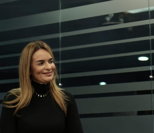 Daniella Ribeiro apoia projeto que garante pagamento a profissionais de educação durante a pandemia do coronavírus