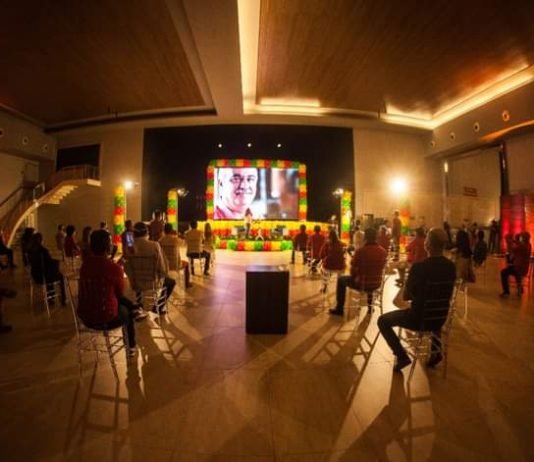 “Estou firme e forte”, disse Inácio Falcão na live “Campina tem jeito”