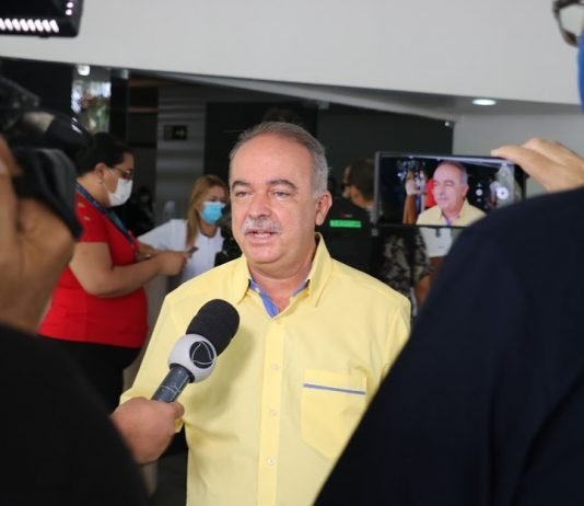 Inácio Falcão propõe a escola integral e parcerias com as universidades públicas de CG, para repor aulas perdidas na pandemia