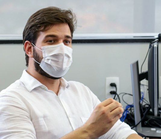 Bruno anuncia: salários do funcionalismo de Campina Grande já foram depositados nas contas dos servidores na tarde desta sexta-feira