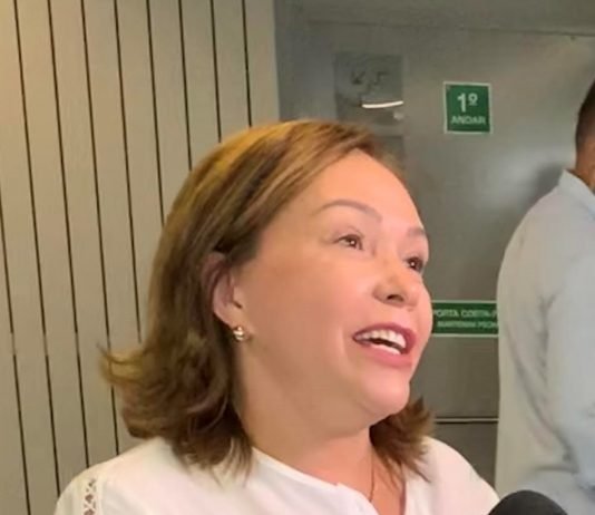 Eva comemora emenda de Meio Milhão de reais para a APAE através da Assistência Social