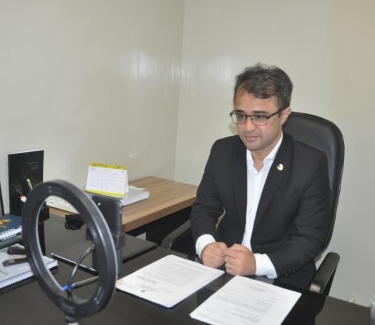 Waldeny Santana propõe contratação de médicos por horas trabalhadas em CG