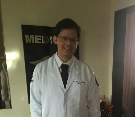 Dor de cabeça pode ser indicativo de Covid-19, alerta médico