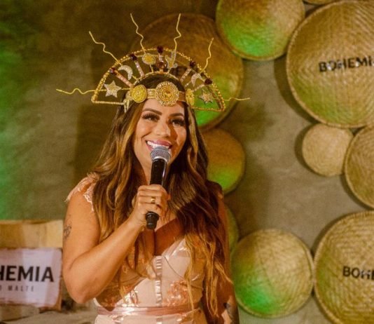 Walkyria Santos abre programação virtual do Maior São João do Mundo