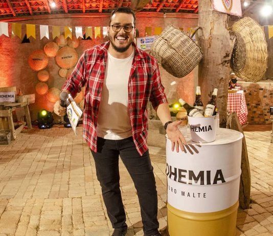 Cavalo de Pau e Padre Nilson embalam último dia de lives do São João Bohemia