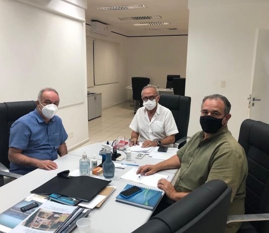 Deputado Inácio Falcão se reúne com o prefeito de João Pessoa, Cícero Lucena, para tratar de futuros projetos para a capital