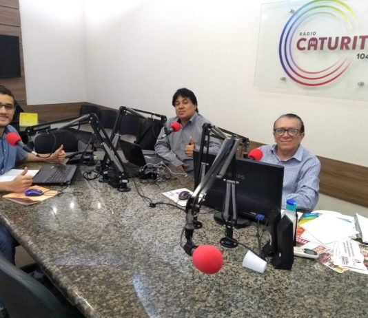 Caturité FM: Programa RC Notícias lidera audiência, aponta 6 Sigma