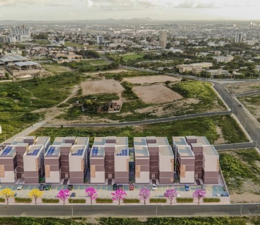 Construtora investe em energia solar para reduzir custos em condomínios