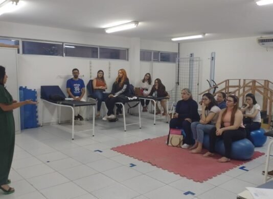 UNINASSAU realizou minicurso sobre diagnóstico precoce do TEA