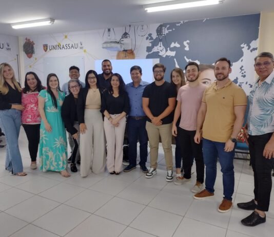 UNINASSAU inicia especialização em Implantodontia