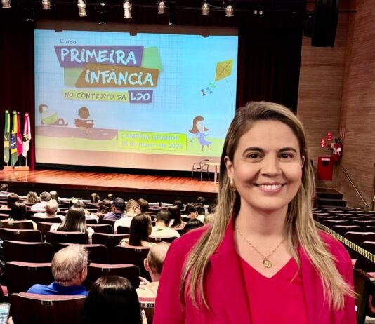 Carol Gomes participa de curso sobre Primeira Infância promovido pelo TCE-PB