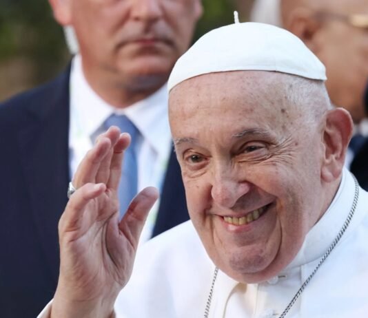 Aninha Cardoso lamenta a morte de Papa Francisco