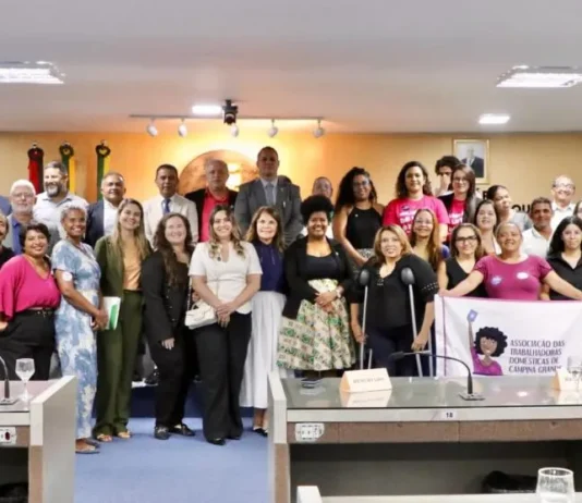 Vereadora Jô Oliveira promove audiência pública e propõe ações para combater a violência obstétrica e melhorar a saúde das mulheres em CG