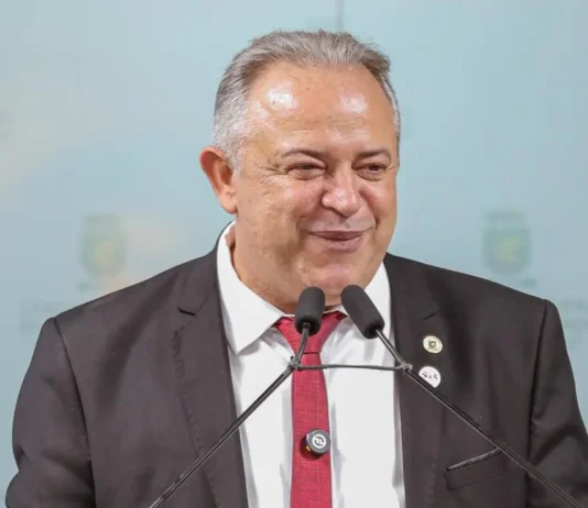 Vereador Pila alerta: “Hospitais estão colapsando por falta de gestão municipal”