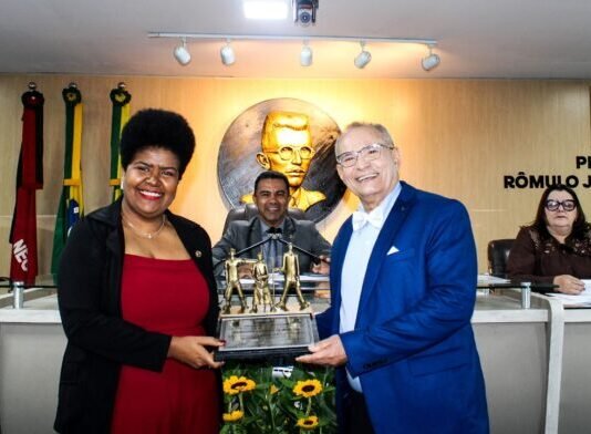 CMCG entrega Título de Cidadania Campinense a Raimundo Augusto de Oliveira (Cajá)