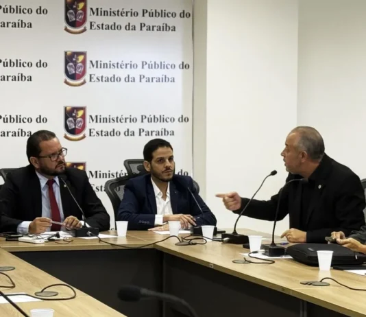 Vereador Anderson Pila defende comerciantes da Av. Francisco Lopes de Almeida perante avisos de retirada do local