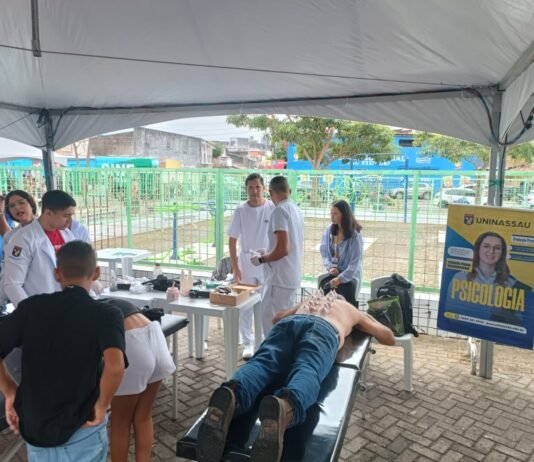 UNINASSAU marca presença na sessão itinerante da Câmara