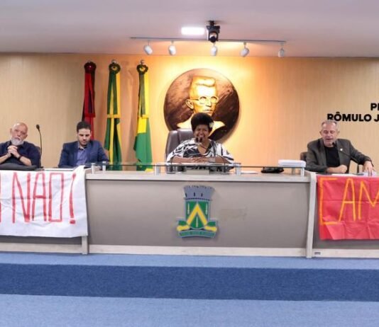 Audiência Pública proposta por Jô Oliveira debate impactos do VLT em Campina Grande e reforça necessidade de garantir direitos das famílias atingidas