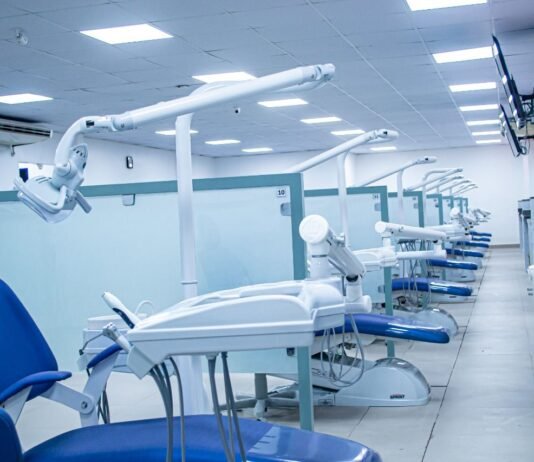 UNINASSAU promove mutirão de atendimentos odontológicos gratuitos