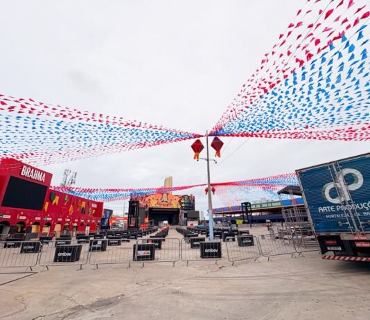 A menos de 24 horas para a abertura do Maior São João do Mundo, retoques finais deixam o Parque pronto para receber visitantes nos próximos 33 dias de festa