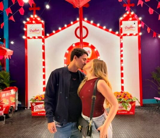 Casal que se conheceu no São João retorna ao Parque do Povo para celebrar o amor na Vila Primor
