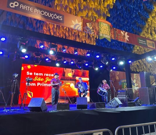 Parque do Povo abre mais cedo neste domingo (21) com programação cultural nos diversos palcos da festa