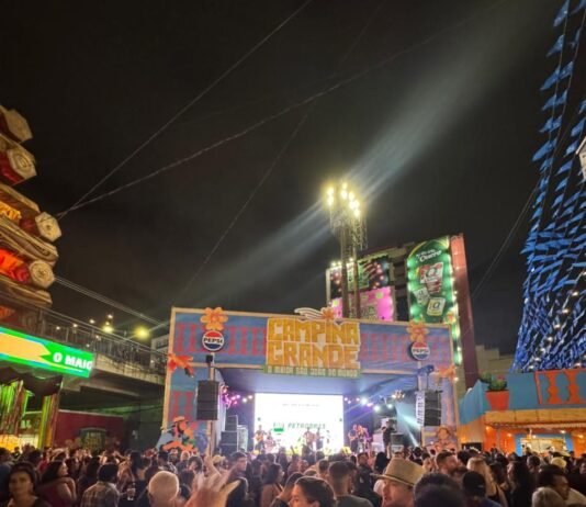 A cultura segue conduzindo a festa n’O Maior São João do Mundo nesta quarta-feira (01), em diferentes espaços e palcos