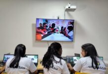 Iniciativa oferta 100 bolsas de graduação EaD gratuitas para pessoas com TEA e mães de crianças autistas